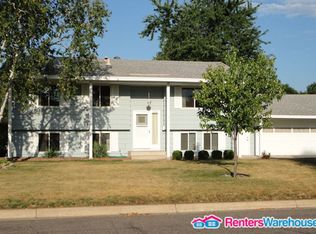 8233 Chowen Ave S, Bloomington, MN 55431