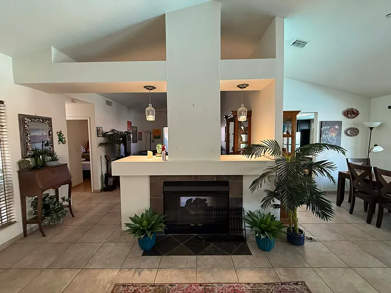 9601 E Ashford Dr — Photo 3