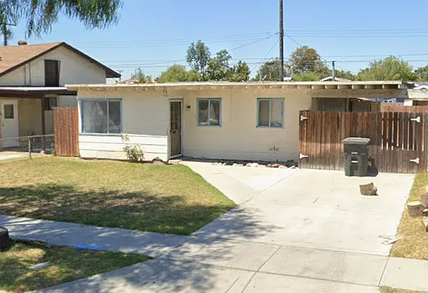 17503 Horst Ave