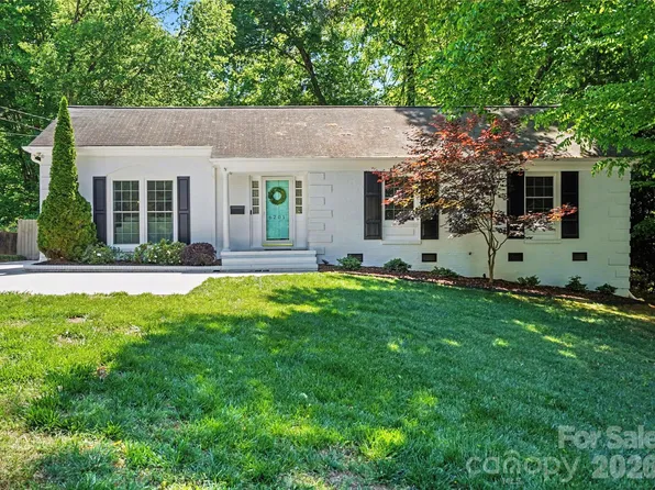 6201 Colchester Pl, Charlotte, NC 28210