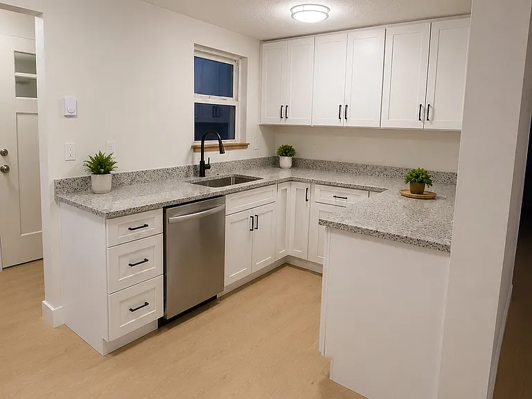 1026 Quinalt St — Photo 2