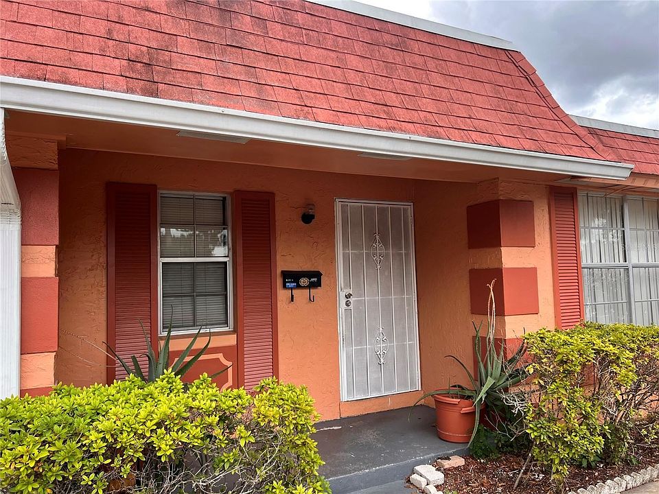 1st image of 2727 W Oak Ridge Rd #5