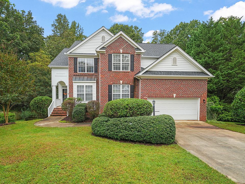1st image of 900 Kennesaw Ct