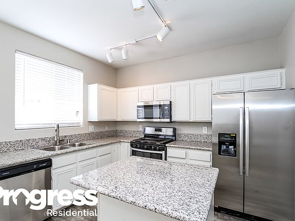 4th image of 4609 Grand Rock Dr