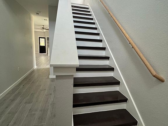 5th image of 322 Vine St #101