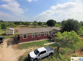 371 High Ridge Meadows Dr, Gonzales, TX 78629