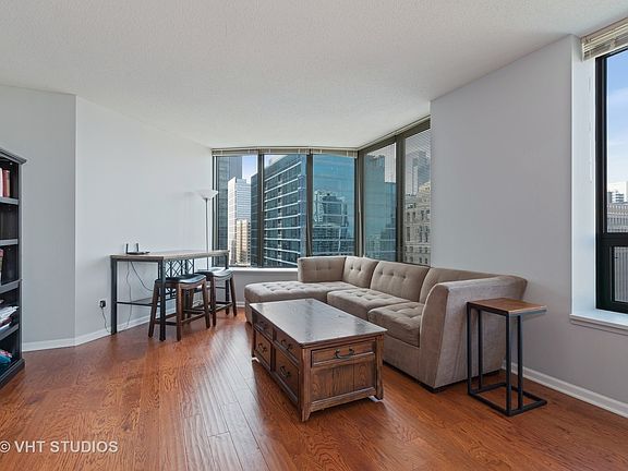 2nd image of 400 N Lasalle St #2308