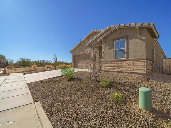 2nd image of 15466 S Camino Oculi