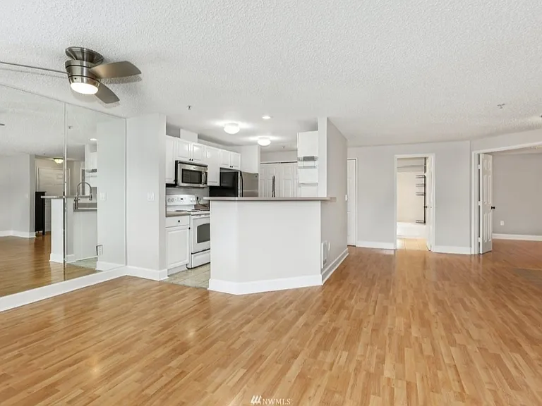 10824 SE 170th St #A201 — Photo 9