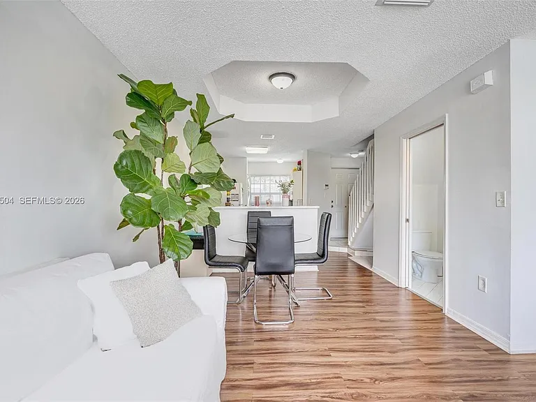 14207 SW 121st Pl — Photo 7