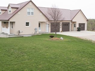 308 Hillside Dr, Lynnville, IA 50153