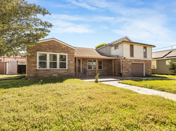 113 N 12th St, Nederland, TX 77627