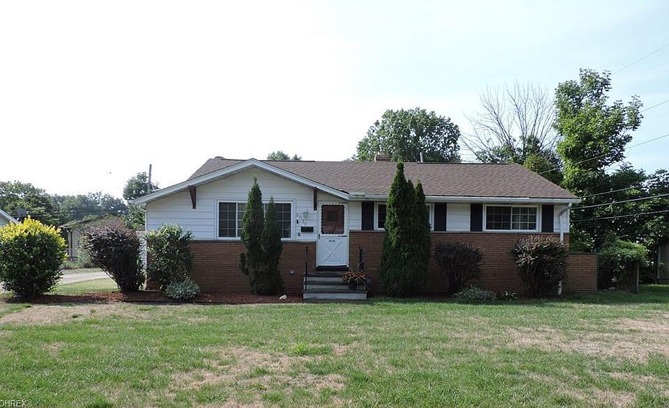 1st image of 28129 Terrace Dr