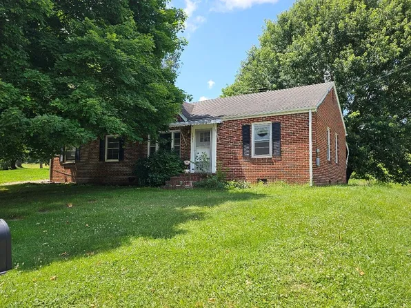 1013 Culbert Dr, Marion, VA 24354