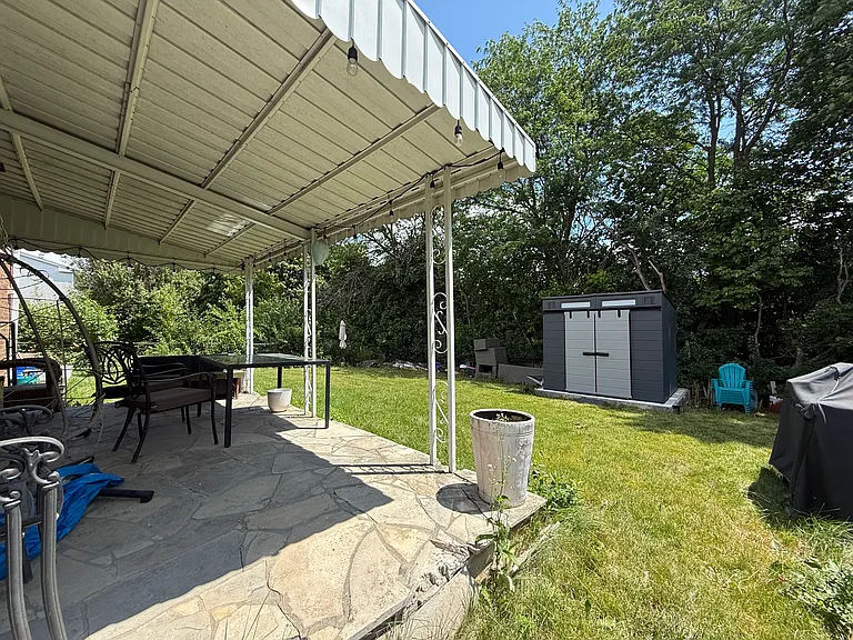 70 Jill Cres — Photo 24