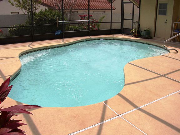 Screen Enclosed Pool & Porch