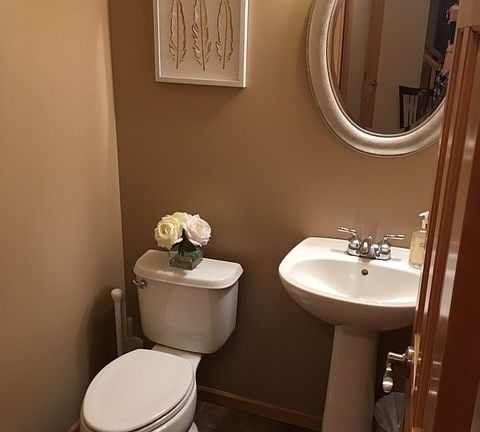 3rd image of 3201 Sussex St