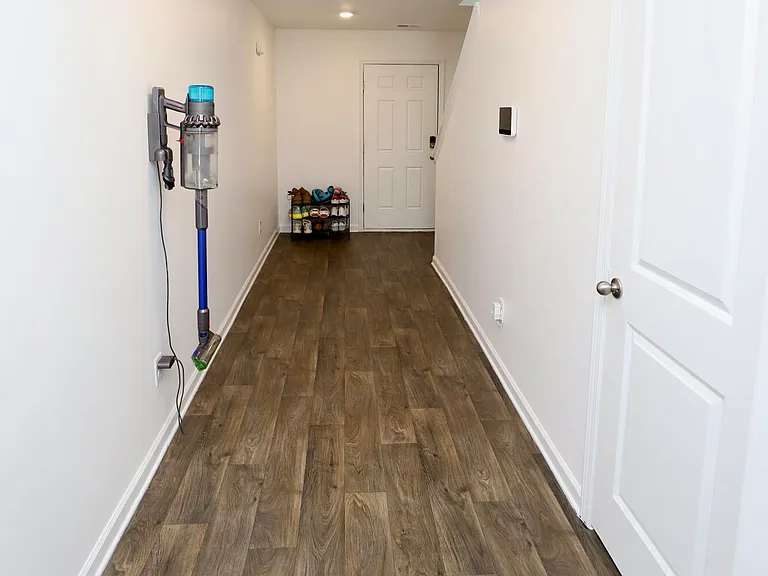 2037 Elmridge Rd — Photo 8