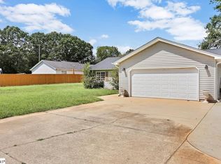 5 Becky Gibson Rd, Greer, SC 29651