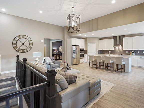 3rd image of 7073 Inchcape Ln #33-707