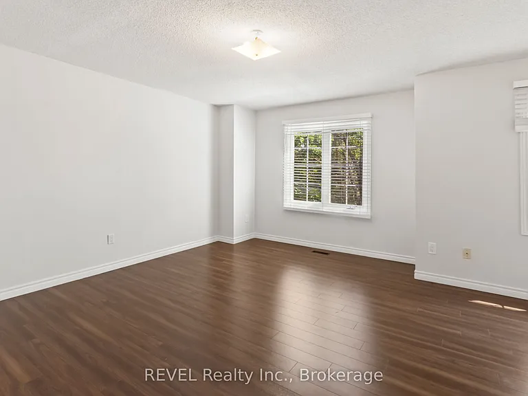 10 Bassett Blvd #56 — Photo 13