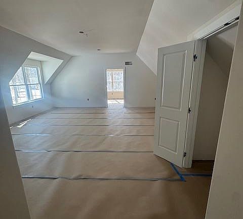 5th image of 2075 Flint Hill Rd