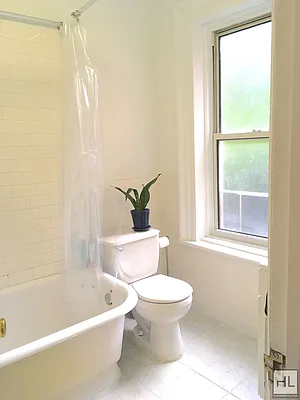 Rented by Highline Residential | media 25