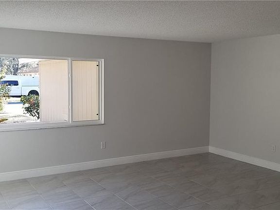 5th image of 308 Wyndham Way