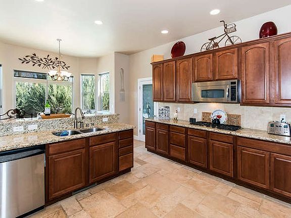 3rd image of 1094 Rocky Terrace Dr