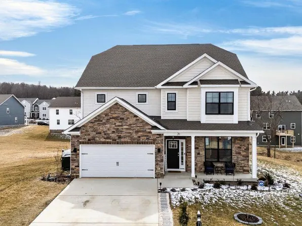 20 Avonwoods Ct, Staunton, VA 24401