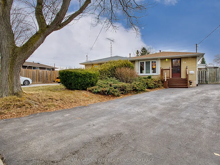 38 Cypress St #LOWER — Photo 1