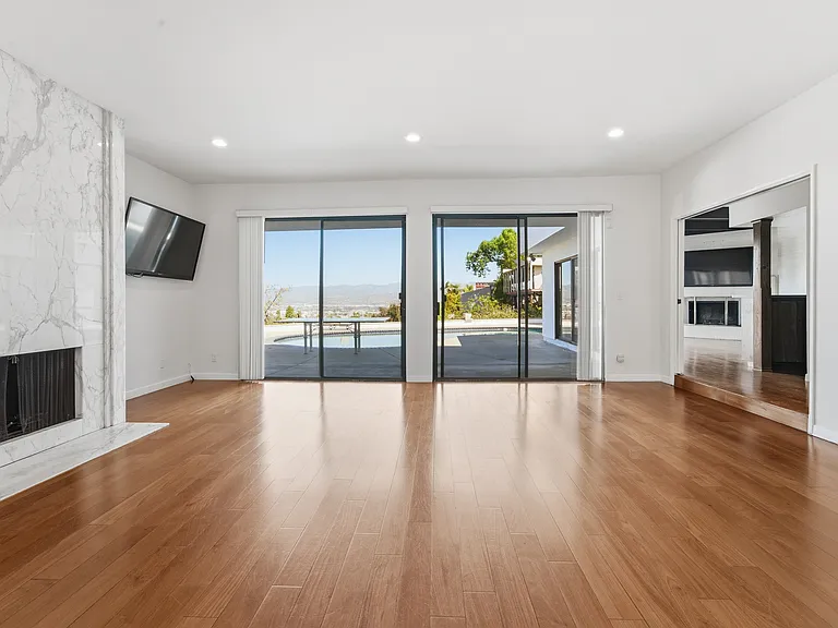 3329 Dona Rosa Dr — Photo 24