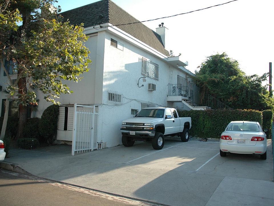 2nd image of 1129 W 27th St APT 9