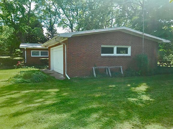 3rd image of 1265 Nickerson Ave