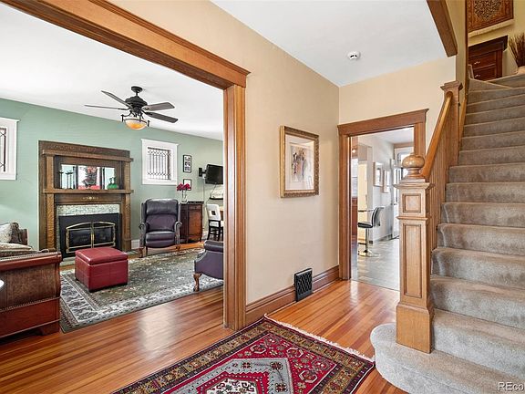 4th image of 2044 N Race St