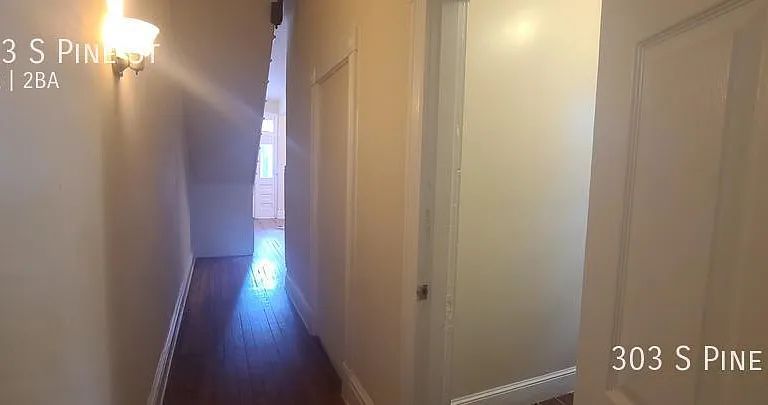 303 S Pine St — Photo 7