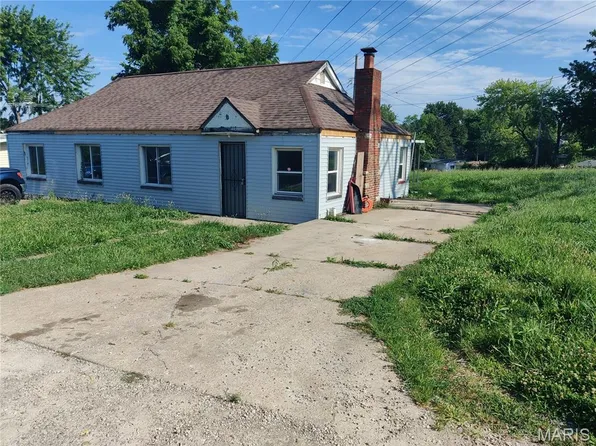 8109 Cler Ave, Saint Louis, MO 63114