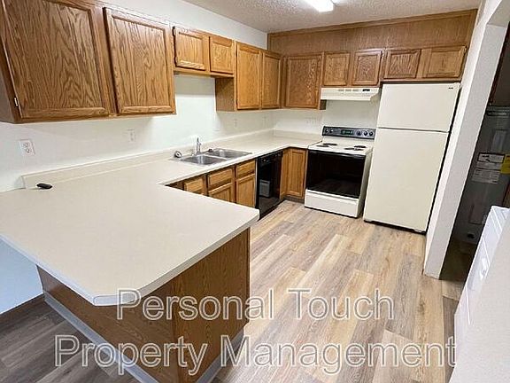 5th image of 455 22nd St E Unit C