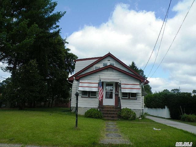 1st image of 1955 Bergen St