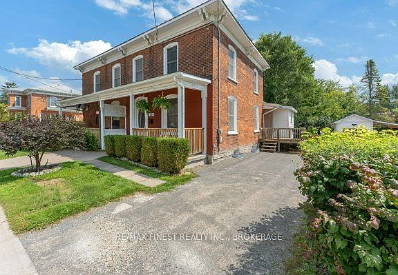 3rd image of 30 A King St