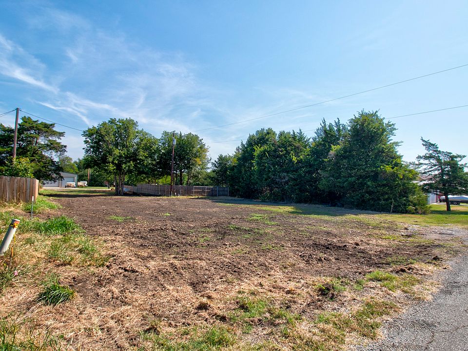 1st image of 321 Jack Harris Ln