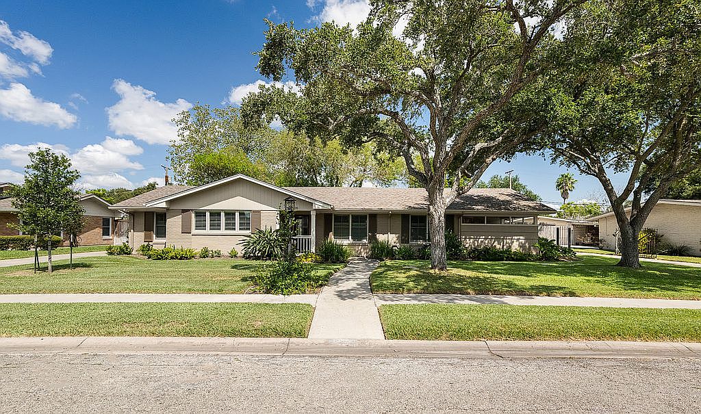 420 Dolphin Pl, Corpus Christi, TX 78411 Zillow