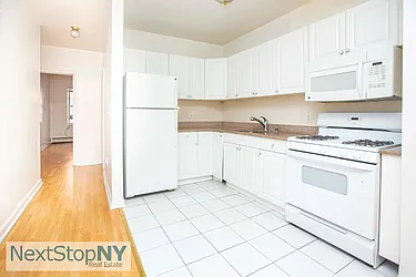 Rented by NextStopNY