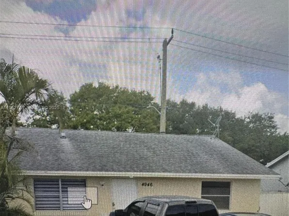 4946 Pimlico Ct, West Palm Beach, FL 33415