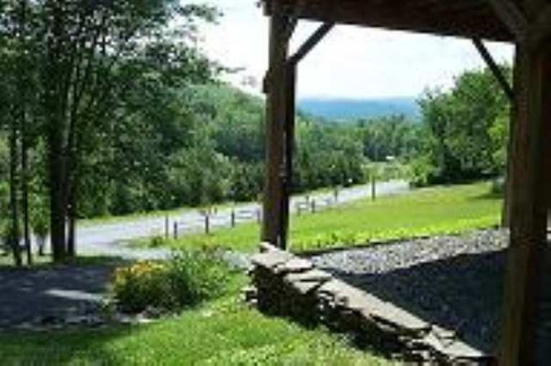 3rd image of 179 SITZER Road
