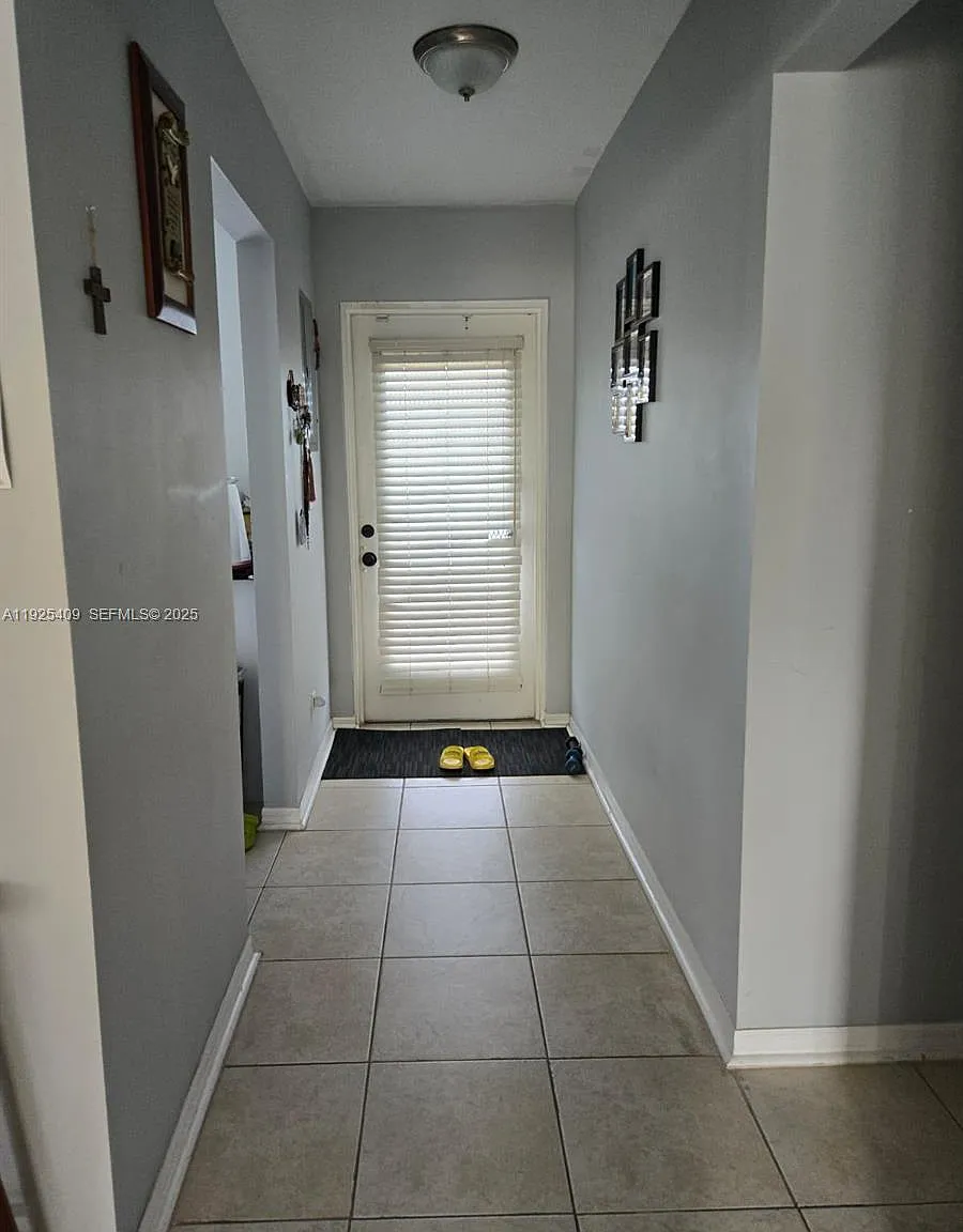 Oriole Golf & Tennis Club — Photo 2