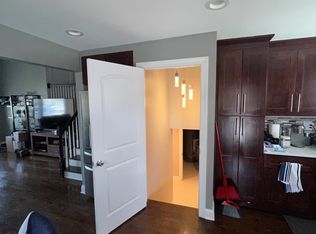 735 N Neva Ave, Addison, IL 60101