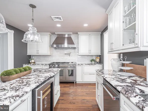 2564 Morris Rd, Lansdale, PA 19446