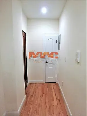 Rented by MAC Realty NY | media 12