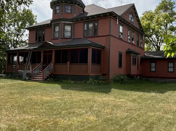 357 2nd St SW, Perham, MN 56573